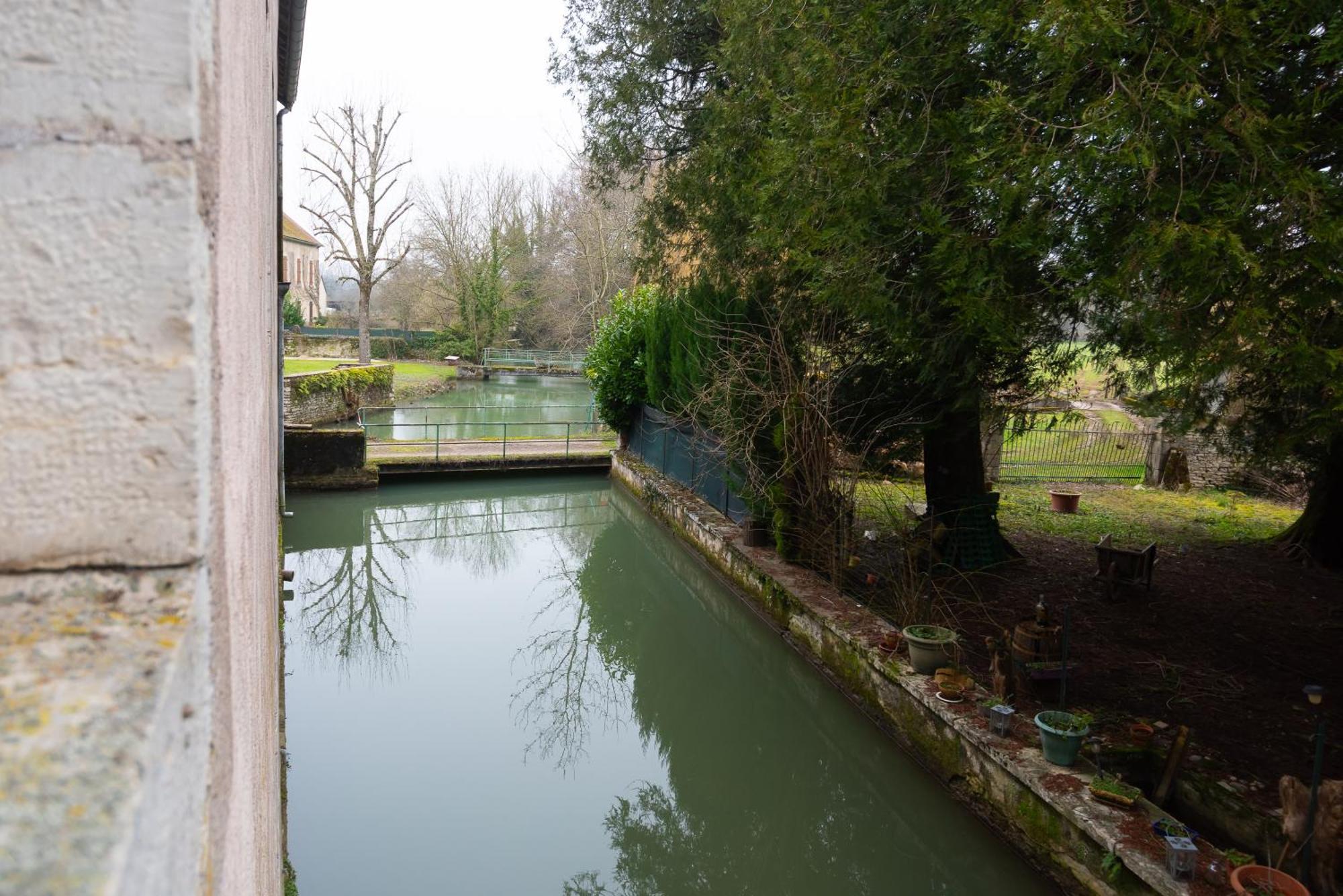 Chambre Independante Dans Le Moulin Pouilly-sur-Vingeanne Exterior photo