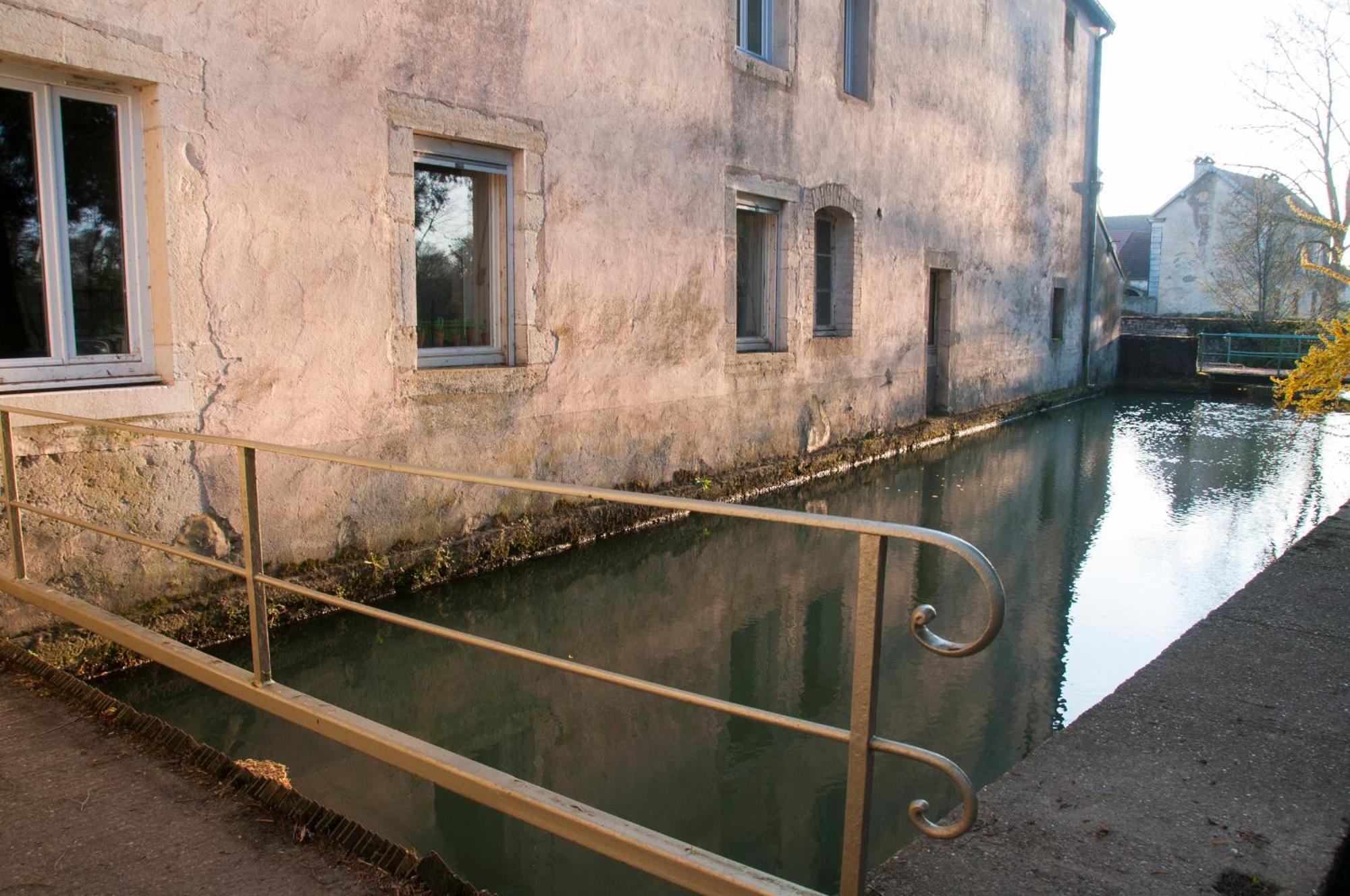 Chambre Independante Dans Le Moulin Pouilly-sur-Vingeanne Exterior photo